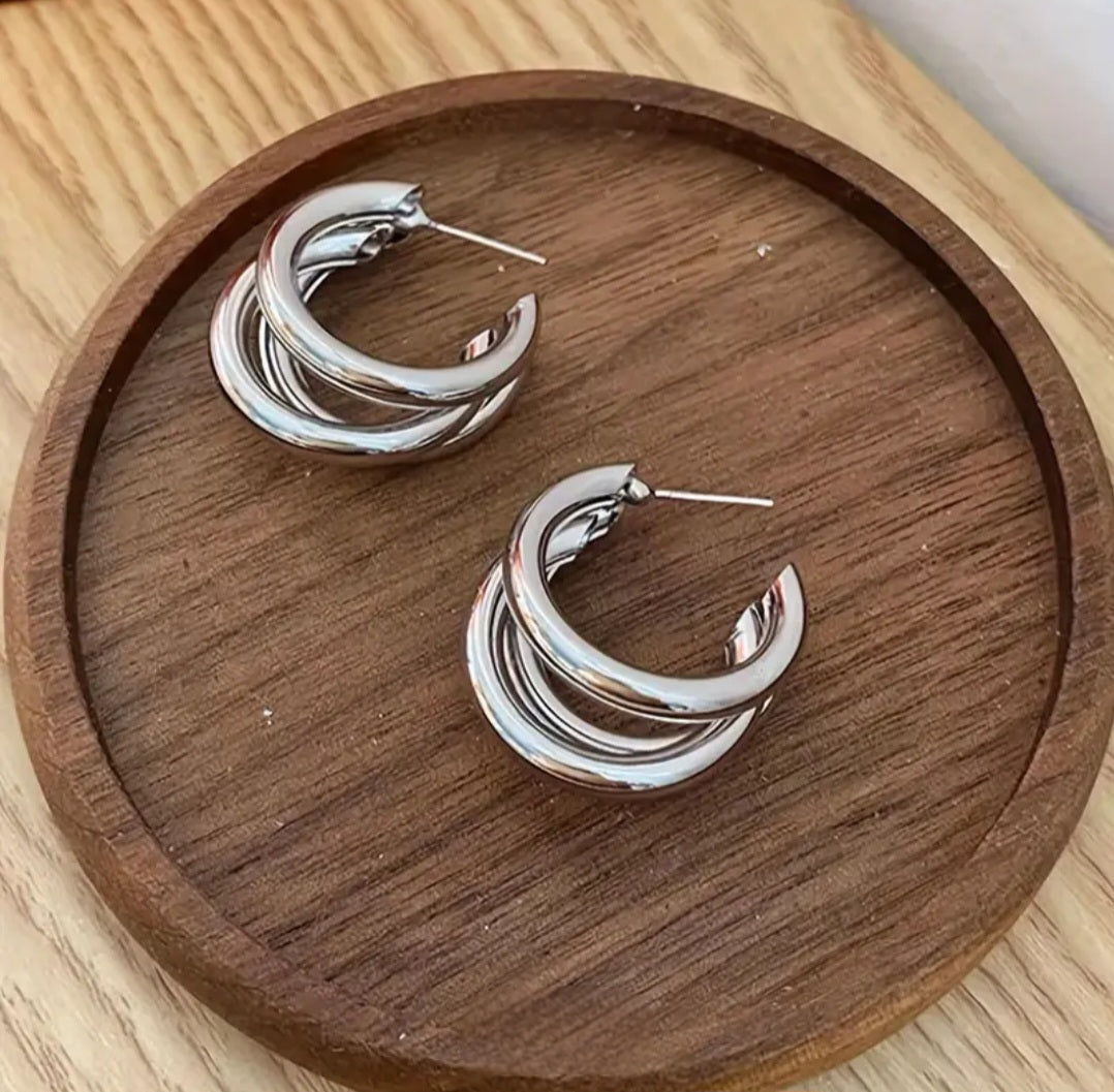 MoUi. New Tri-Layer Silver Hoop