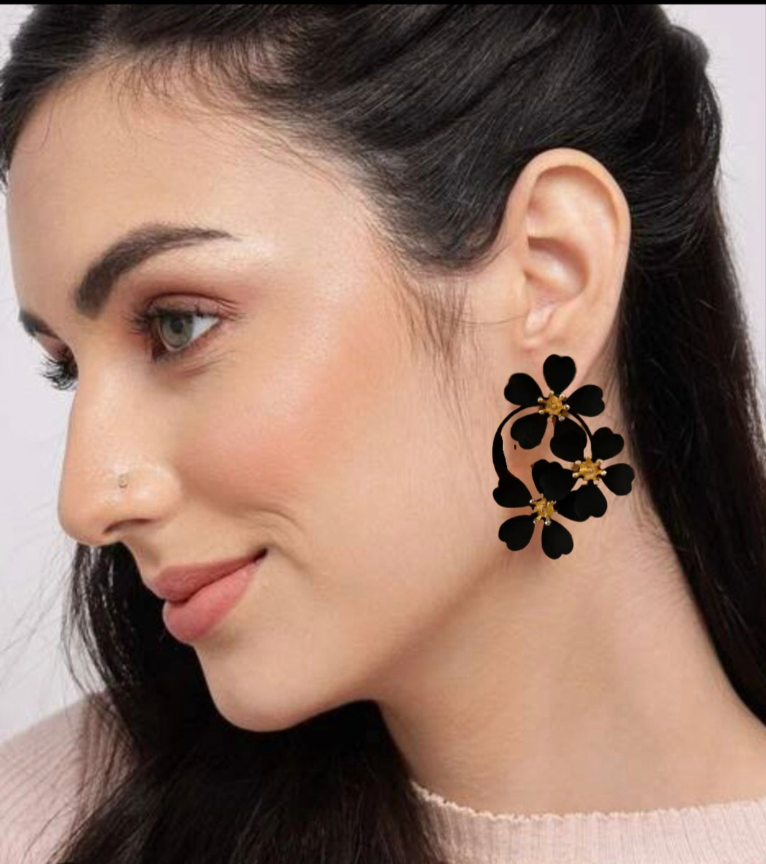 MoUi. New Camelia Black Drop
