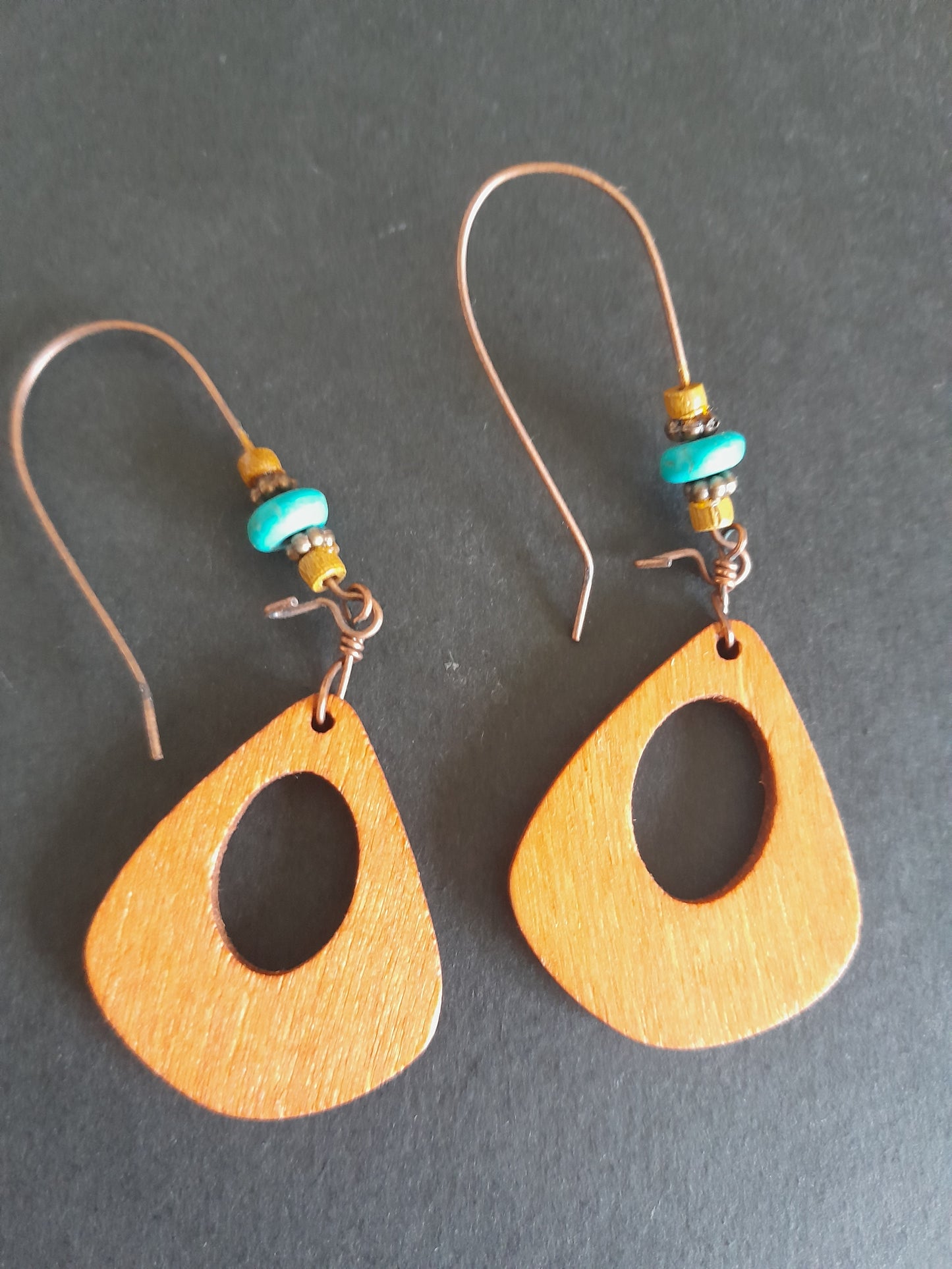 MoUi. Funky 70’s Style Wood Dangle