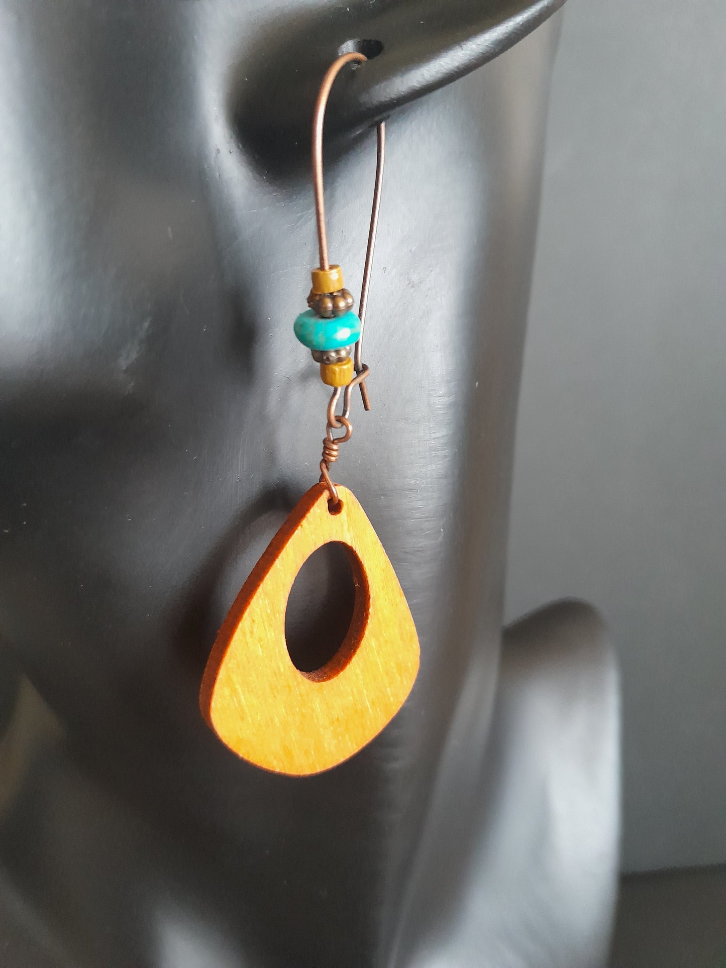 MoUi. Funky 70’s Style Wood Dangle