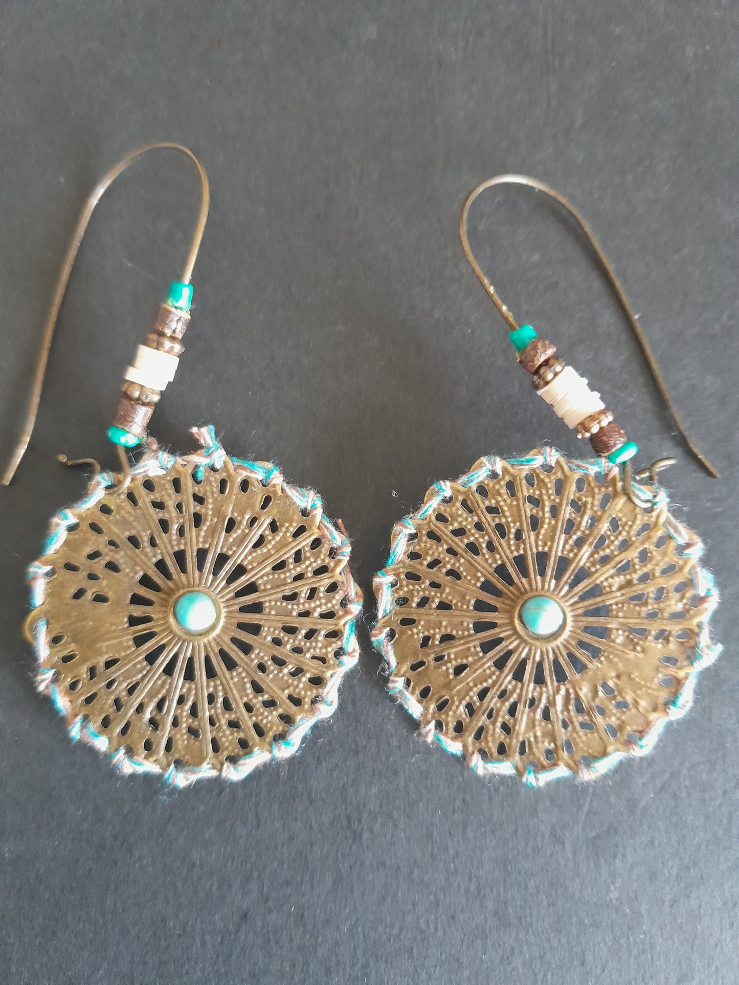 MoUi. Cute Aqua Circle Drop