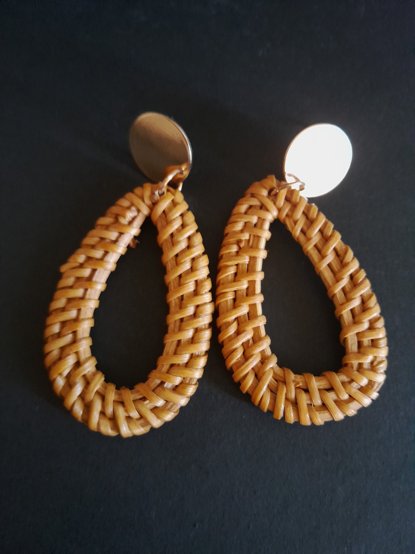 Pacific Flax loop Drop - Pacific Collection