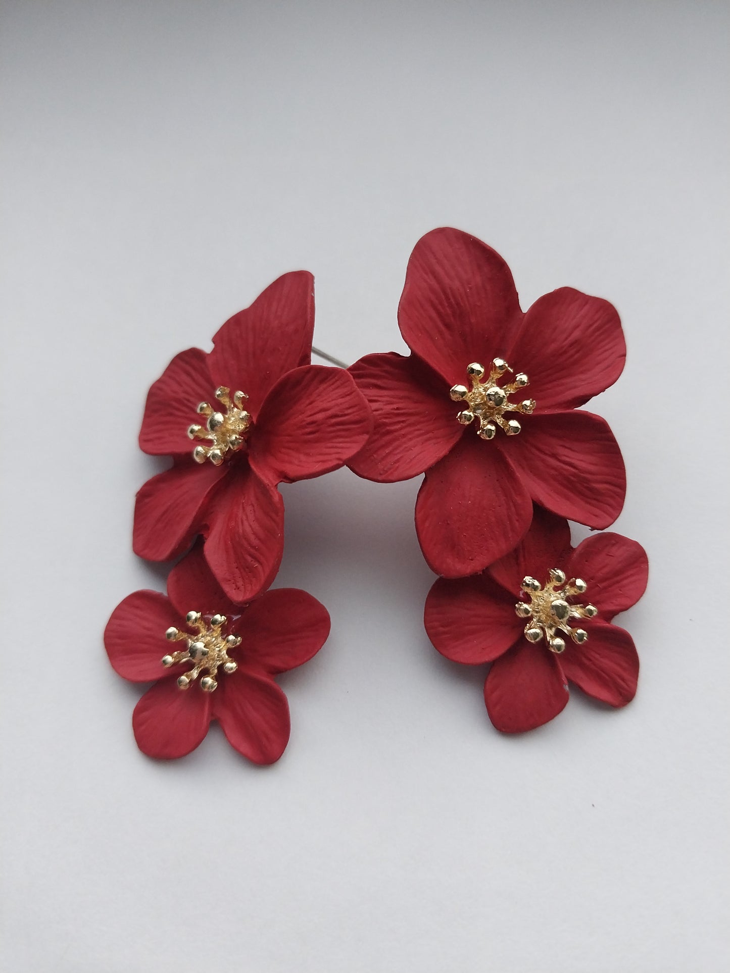 MoUi. Lovely Red Double Flower with Gold Pistill