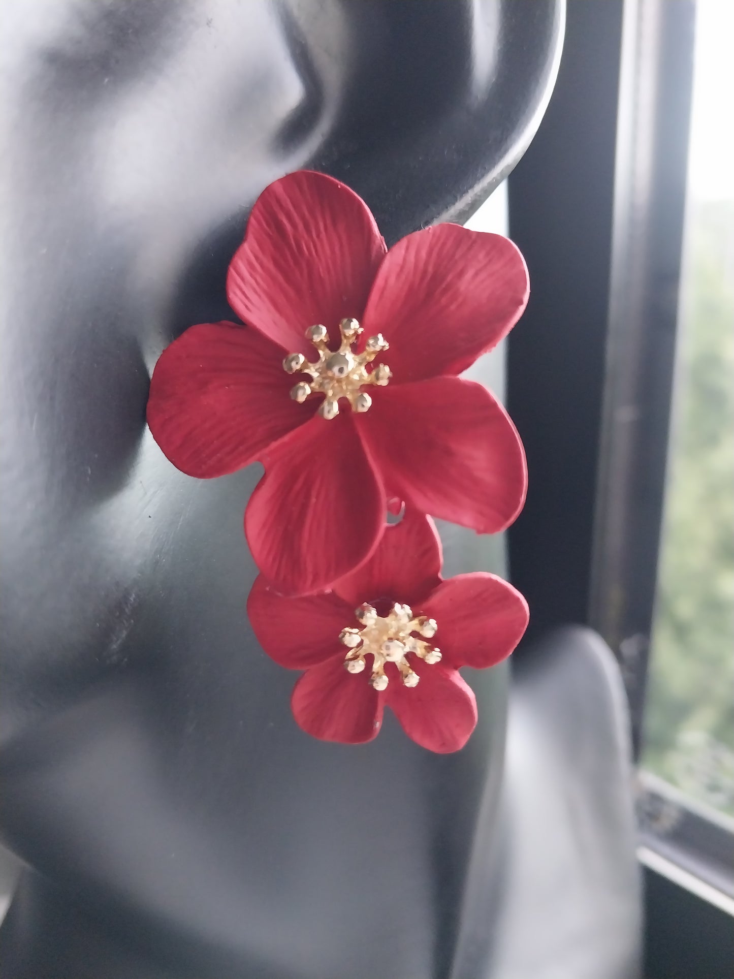 MoUi. Lovely Red Double Flower with Gold Pistill