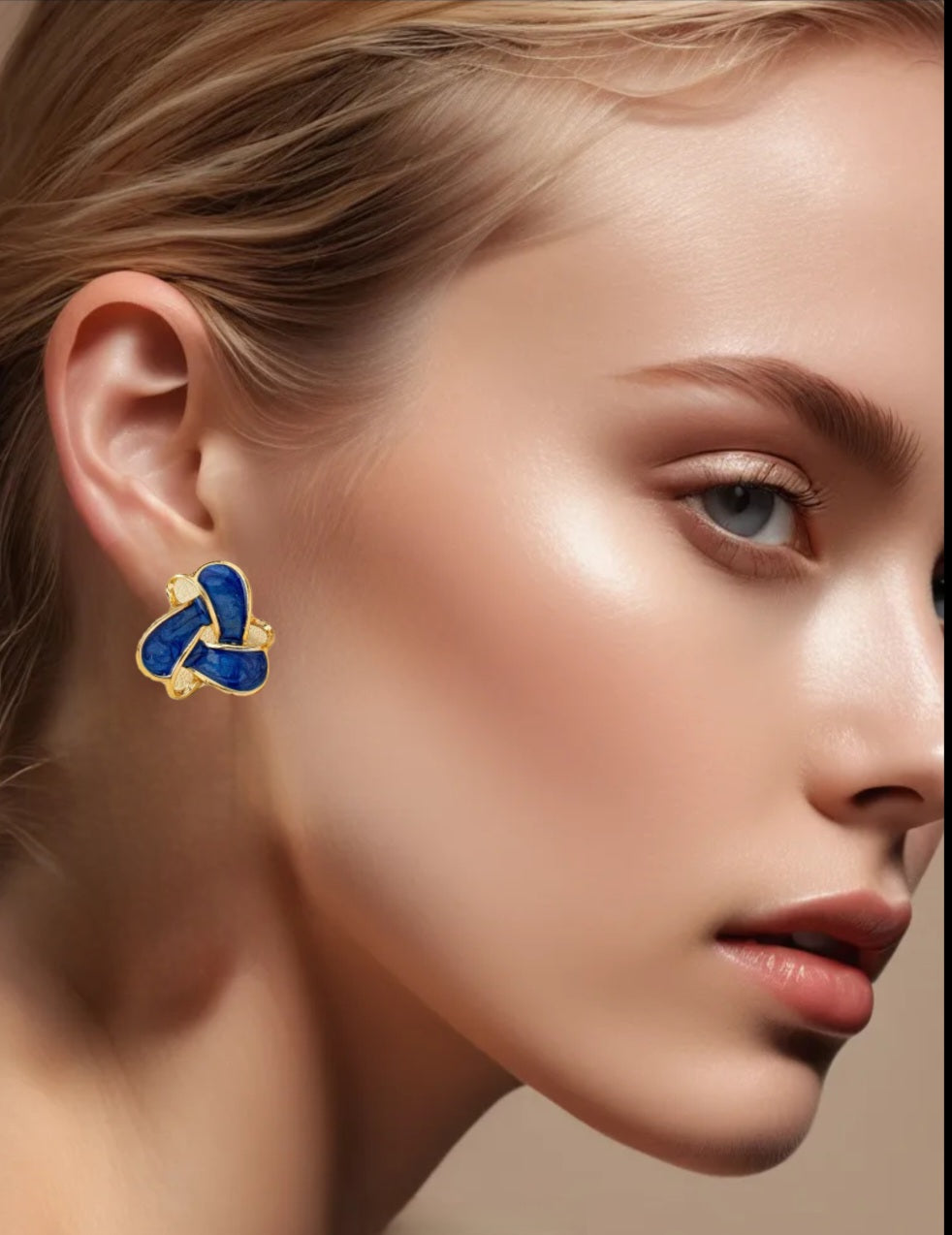 MoUi Stud Collection 