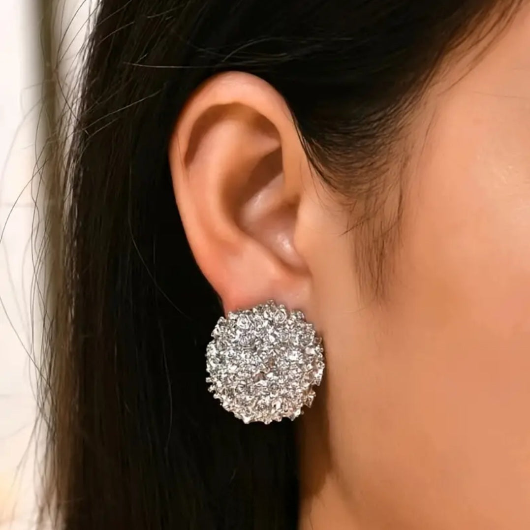 MoUi. New Silver Crushed Stud