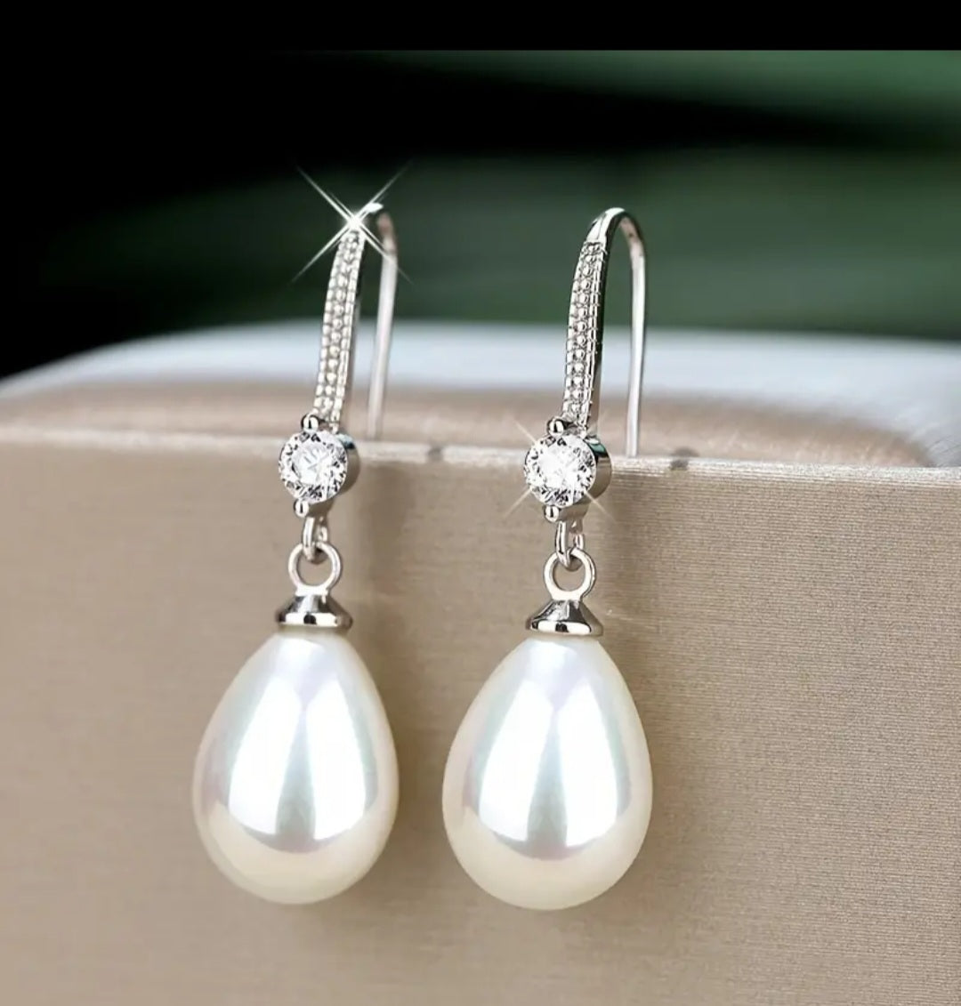 MoUI. New Droplet Faux Pearl