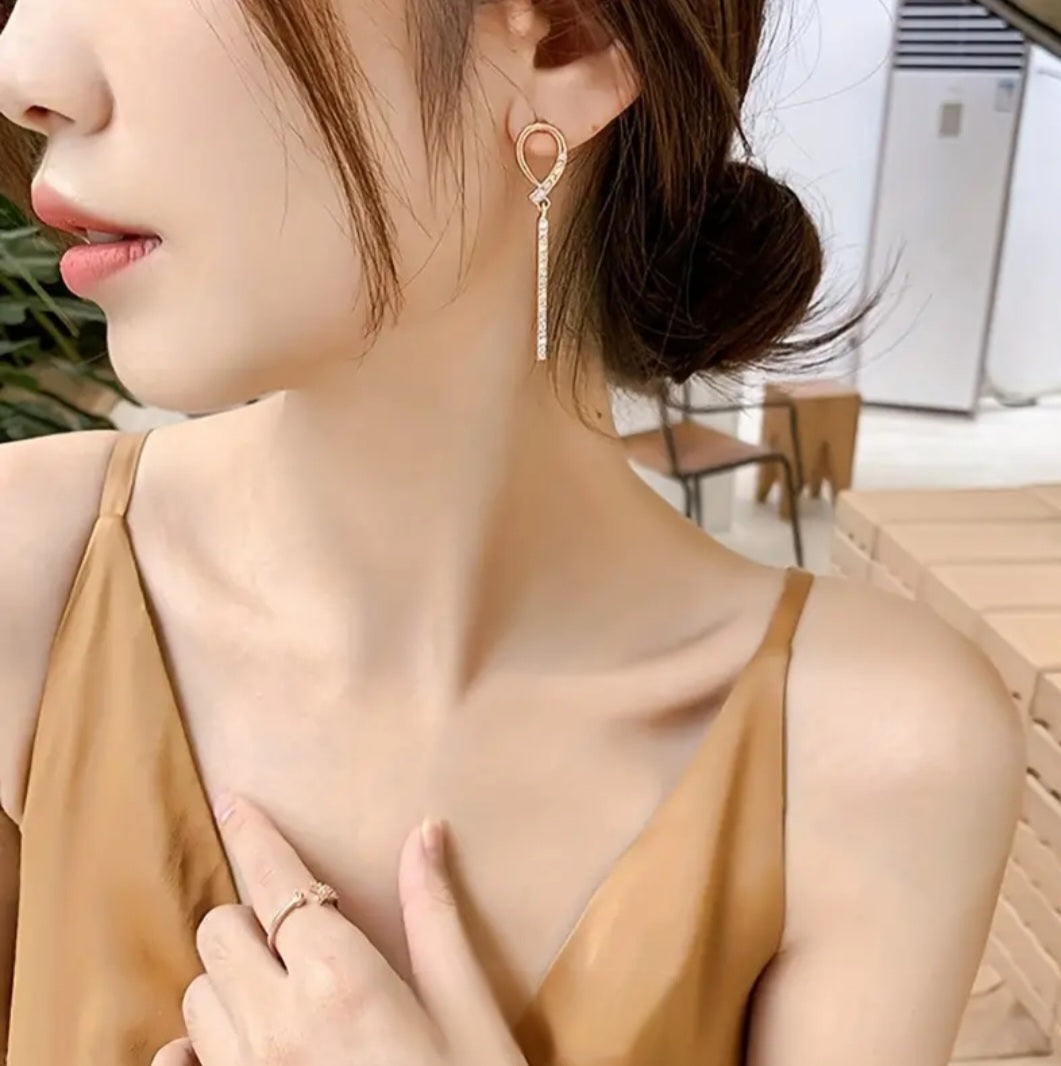 MoUi. New Elegant Long Dangle with Sparkling Cubic Zirconia