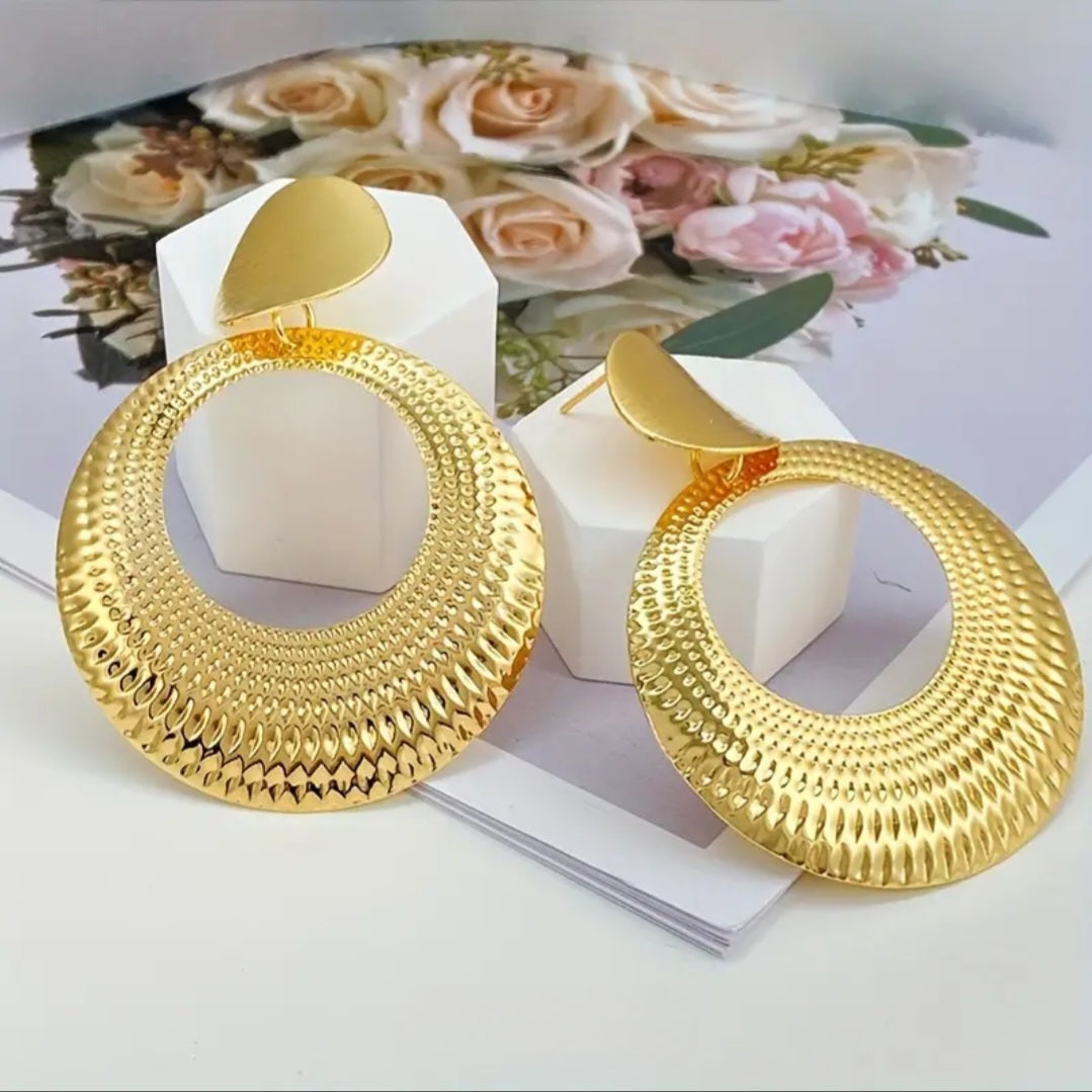 MoUi. New Gold Drop Hoop