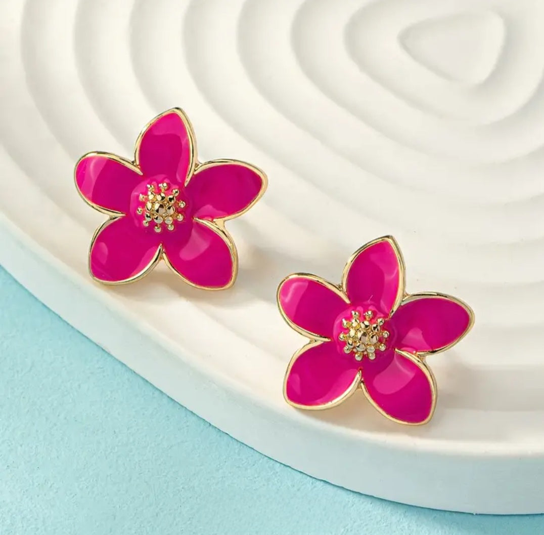 MoUi. New Fun Pink Flower Stud