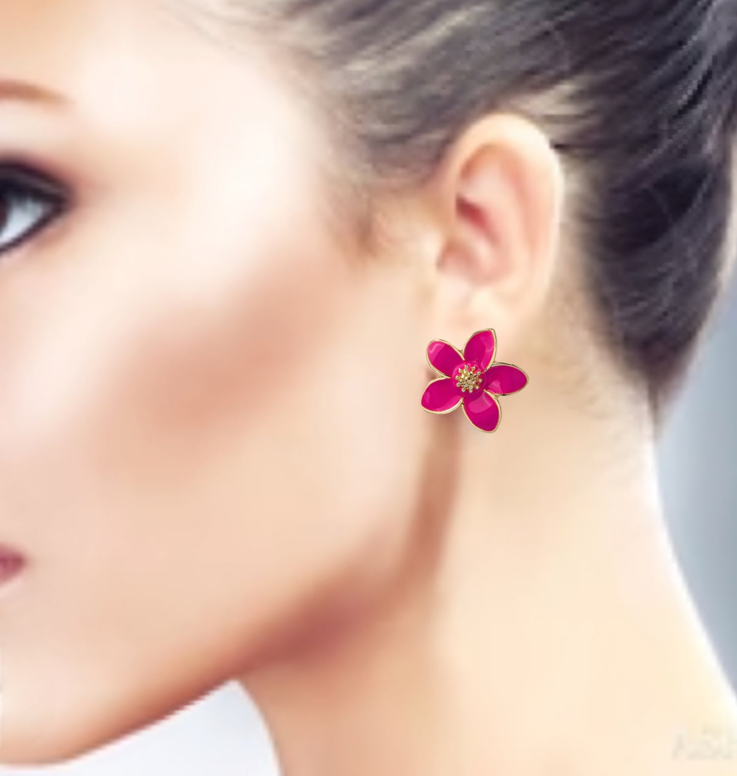 MoUi. New Fun Pink Flower Stud