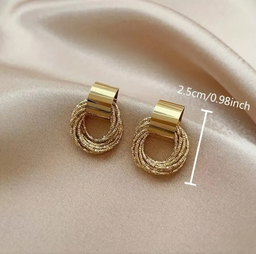 MoUi. New Simple Hoop Gold