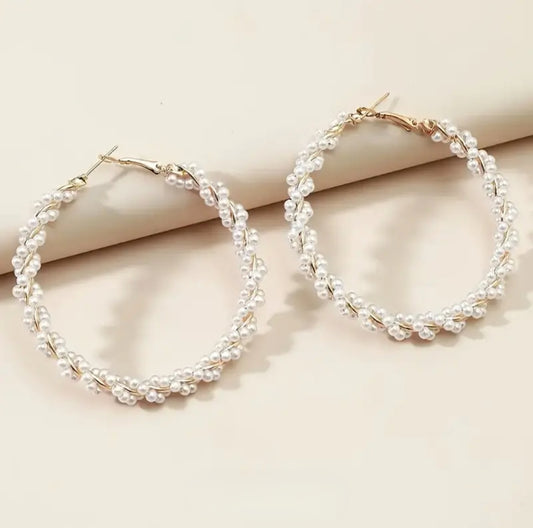 MoUi New Pearl and Gold Twist Hoop