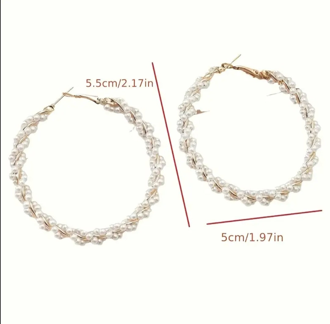 MoUi New Pearl and Gold Twist Hoop