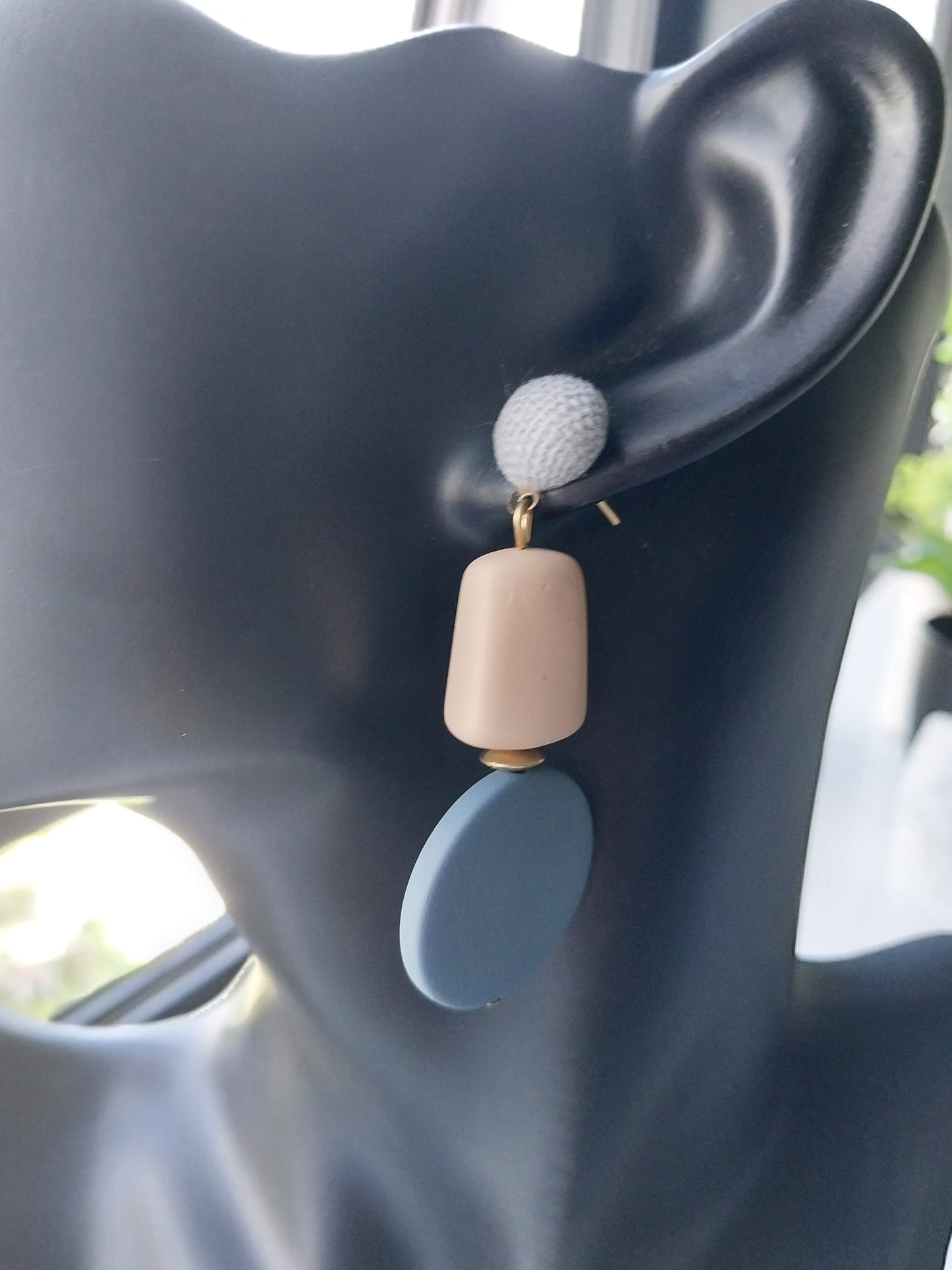 MoUi. Marvellous 3 Shaped Drop