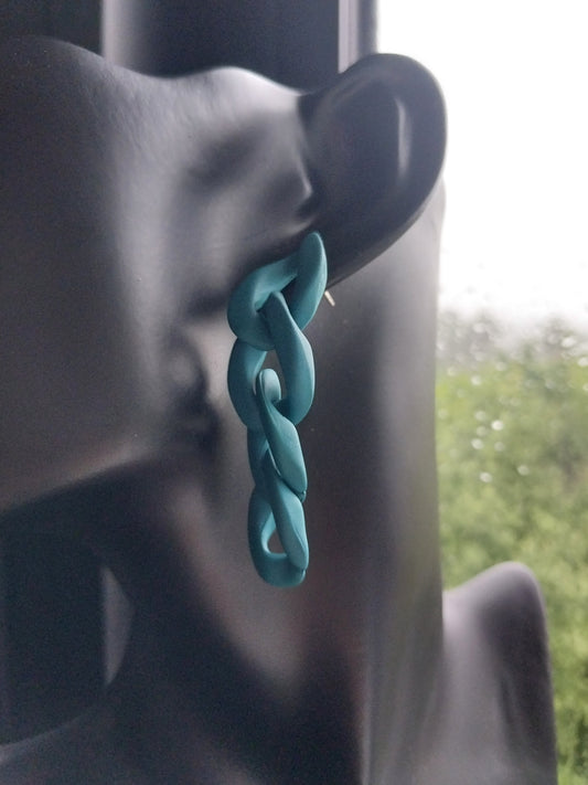 MoUi. New York Green 4 Chain Dangle
