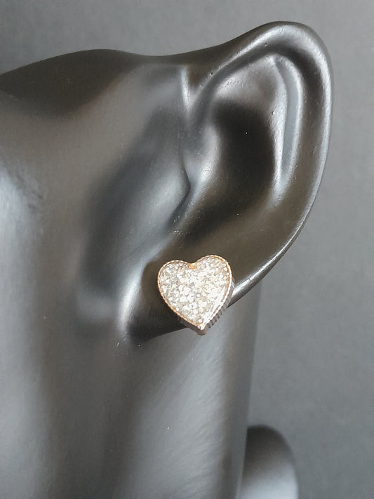 Pretty Gold Heart Glitter Stud